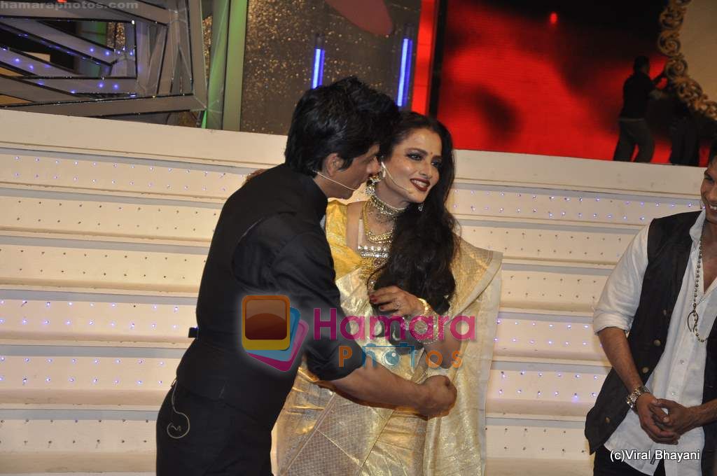 Rekha at 17th Annual Star Screen Awards 2011 on 6th Jan 2011 