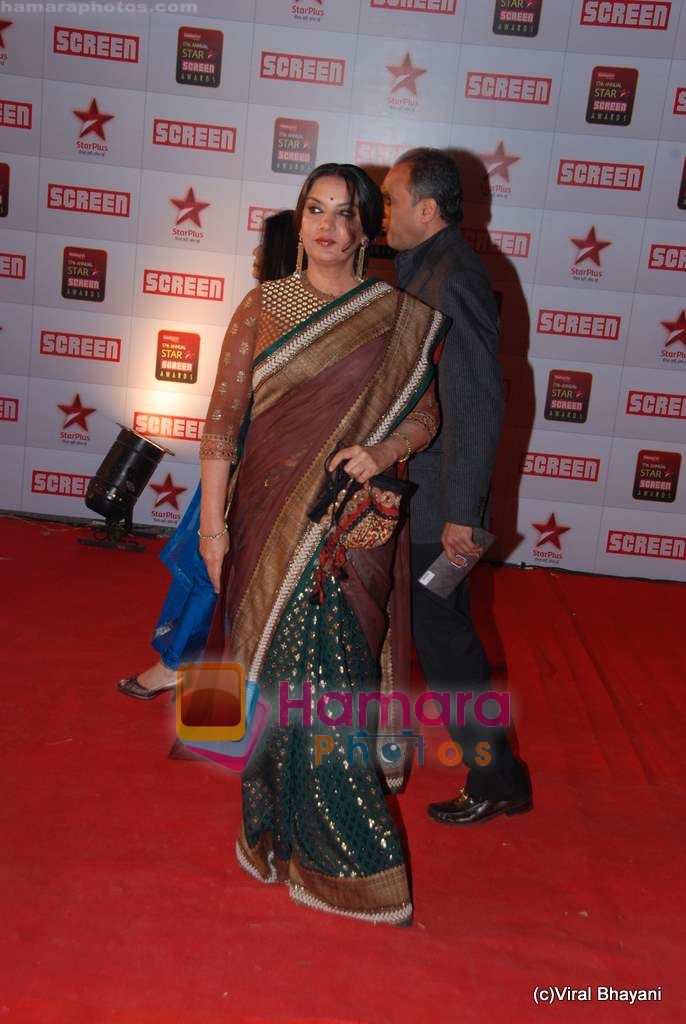 Shabana Azmi at 17th Annual Star Screen Awards 2011 on 6th Jan 2011 