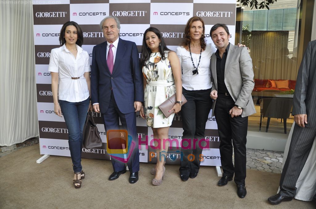 Karisma Kapoor at the launch of Giorgetti store in Raghuvanshi Mills, Mumbai on 9th Jan 2011 