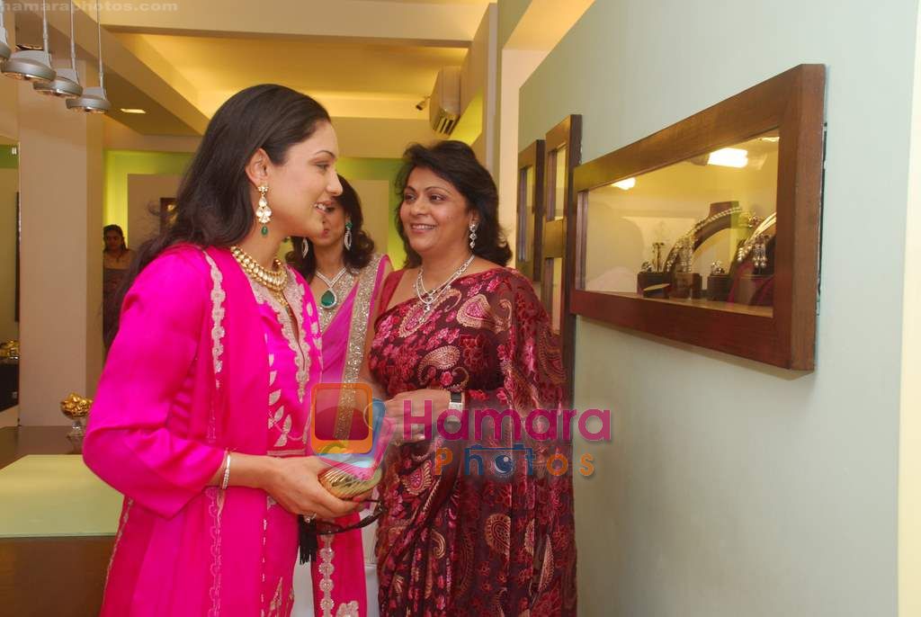 Princess Padmaja Kumari Merwar of Udaipur at Empress of Rose unleveling in Breach Candy on 10th Jan 2011 