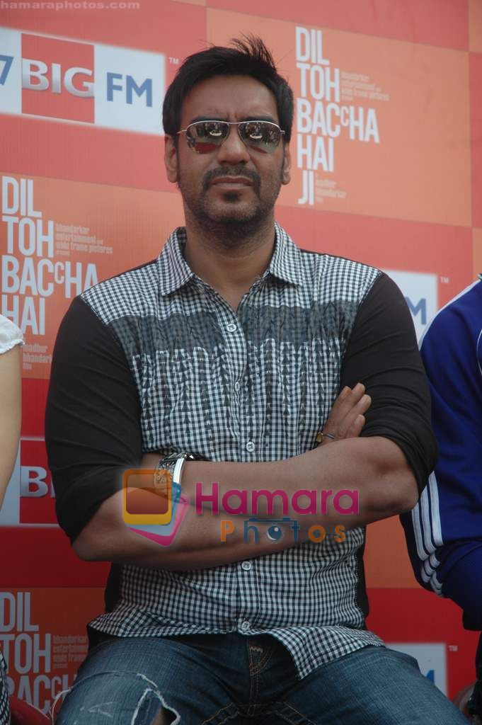Ajay Devgan at Dil to Baccha Hai Ji kite flying event in Big FM, Andheri on 12th Jan 2011 