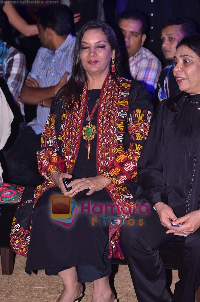 Shabana Azmi at Manish Malhotra show for Chivas Studio in Mahalaxmi Race Course on 15th Jan 2011 