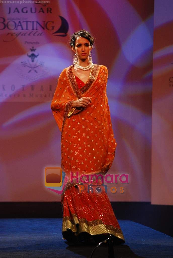 at Meera Muzaffar Ali Jaguar fashion show in Mumbai on 16th Jan 2011 