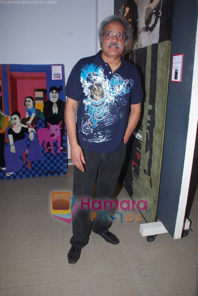 subash awchat at group art show hosted by Sunil Sethi in Jehangir Art Gallery on 17th Jan 2011