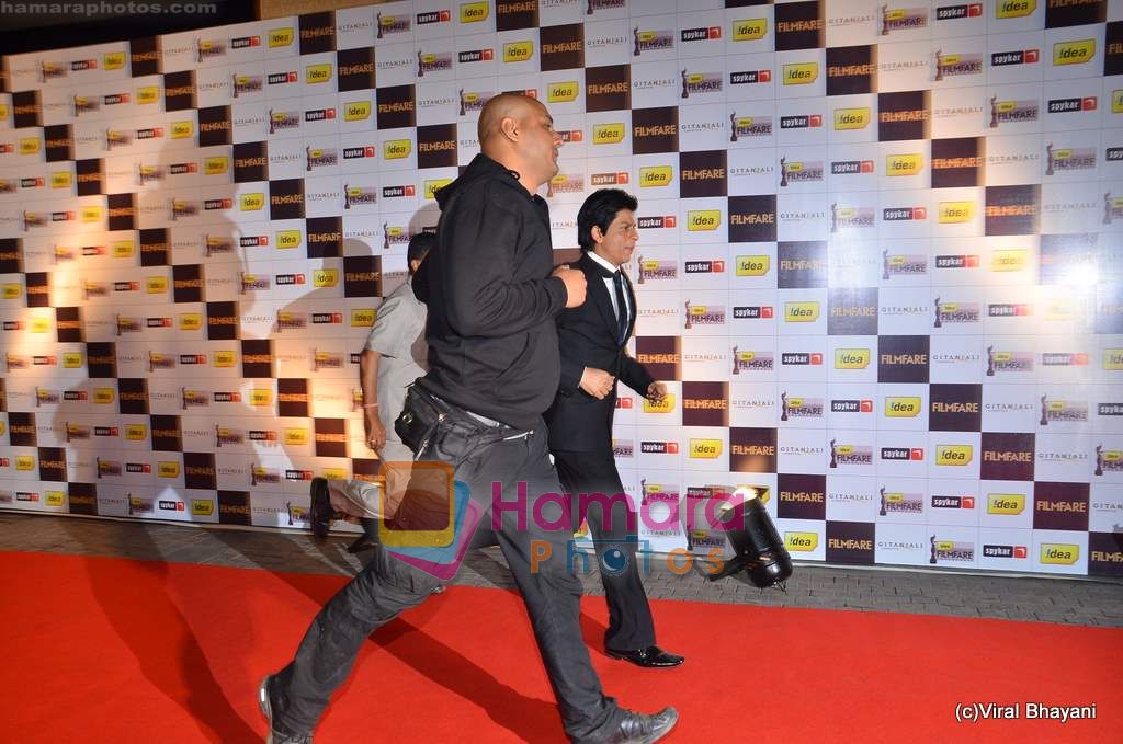 Shahrukh Khan at the Filmfare nominations bash in J W Marriott on 19th Jan 2011 