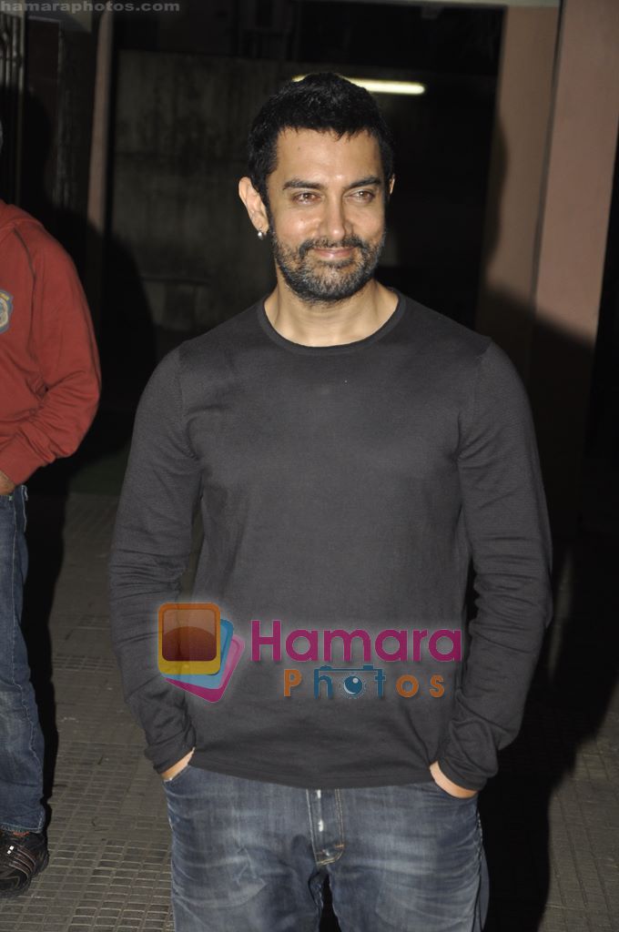 Aamir Khan at Dhobi ghat Screening in Ketnav, Mumbai on 20th an 2011 
