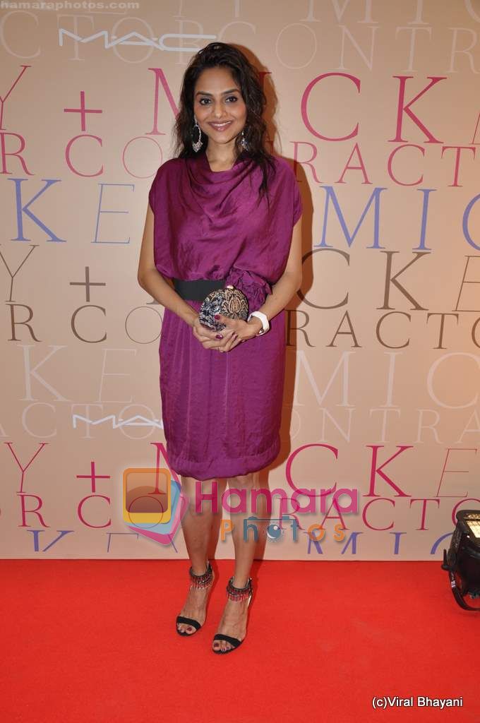 Madhoo Shah at Mickey Contractor MAC bash in Four Seasons on 22nd Jan 2011 