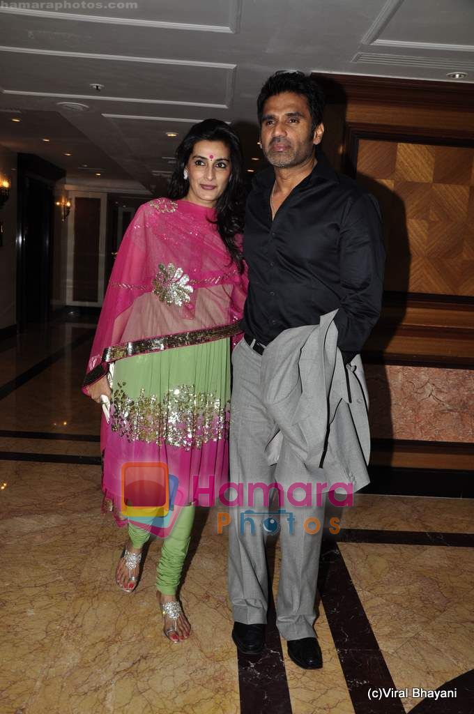 Sunil Shetty at Neelam and Sameer's wedding reception in Mumbai on 24th Jan 2011 