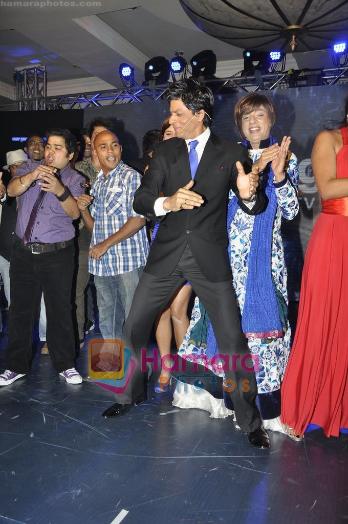 Shahrukh Khan at Zor ka Jhatka bash in J W Marriott, Mumbai on 25th Jan 2011 