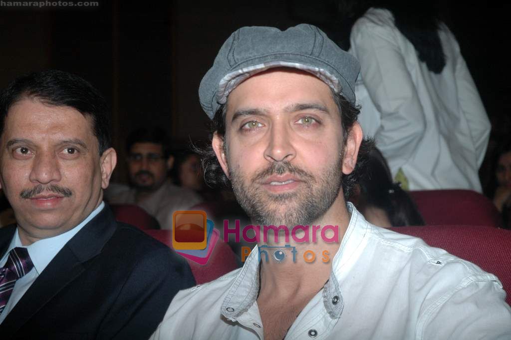 Hrithik Roshan, Seven Hills Medical Foundation Launches Save-A-Heart Campaign in Seven Hill on 26th Jan 2011 