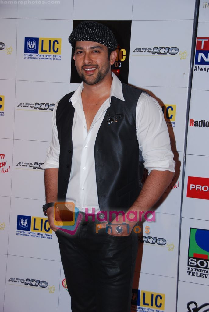 Aftab Shivdasani at Radio Mirchi music Awards 2011 in BKC, Mumbai on 27th Jan 2011 