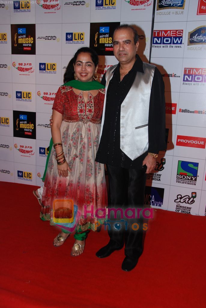 at Radio Mirchi music Awards 2011 in BKC, Mumbai on 27th Jan 2011 