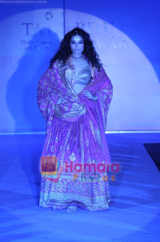 at Ritu Kumar show in Taj Land's End on 30th Jan 2011 