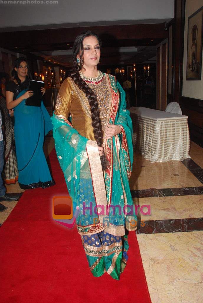 Shabana Azmi at Ritu Kumar show in Taj Land's End on 30th Jan 2011 