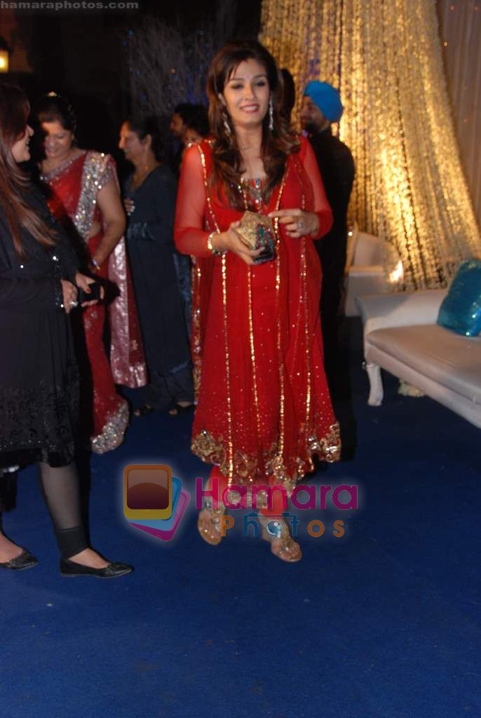 Raveena Tandon at Banpreet Singh son's wedding in ITC Grand Maratha on 31st Jan 2011 