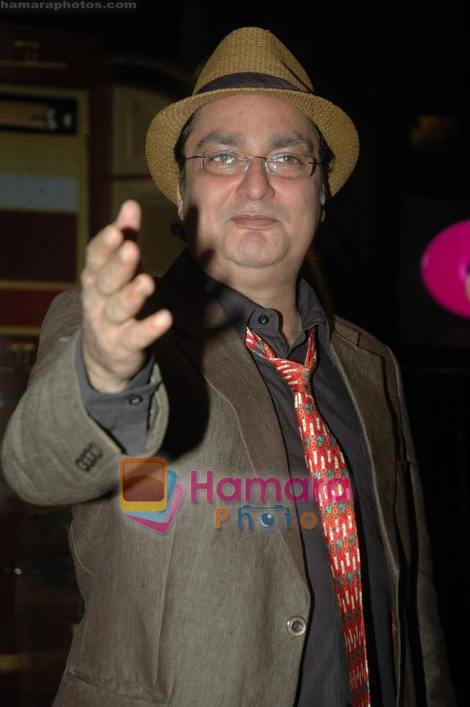 Vinay Pathak at Utt Pataang film premiere in Cinemax on 1st Feb 2011 