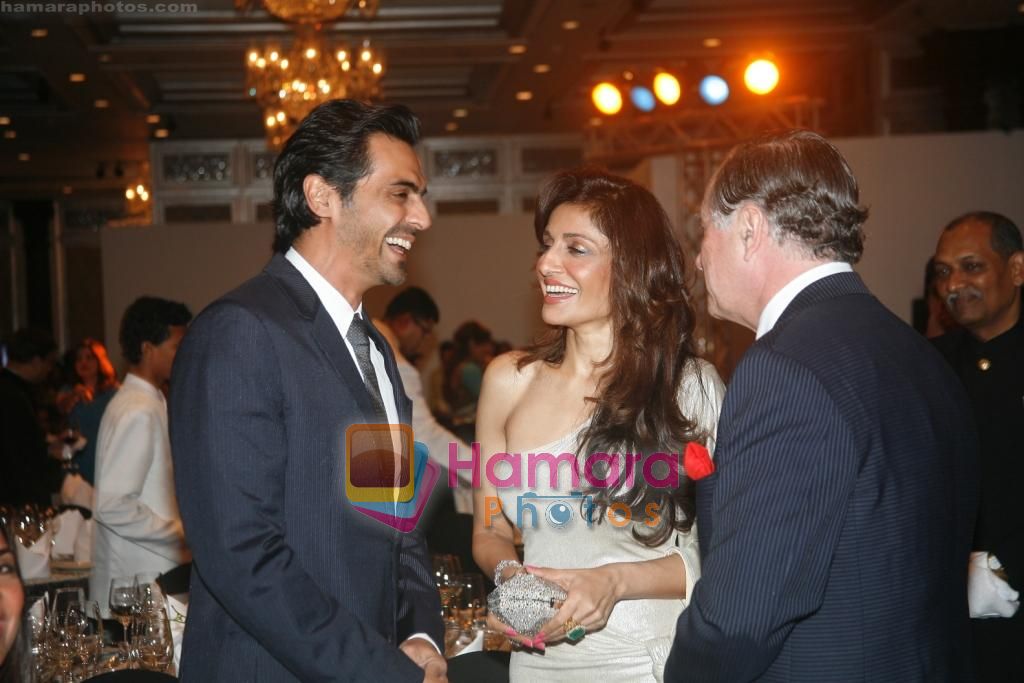 Arjun Rampal, Queenie Singh & Chiristopher Forbes at Forbes Life India launch in Mumbai on 1st Feb 2011