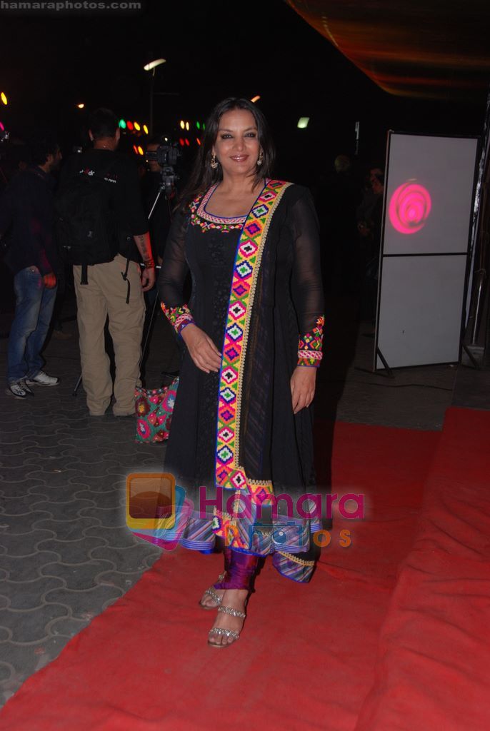 Shabana Azmi at the Premiere of Yeh Saali Zindagi in Cinema , Mumbai on 2nd Feb 2011 