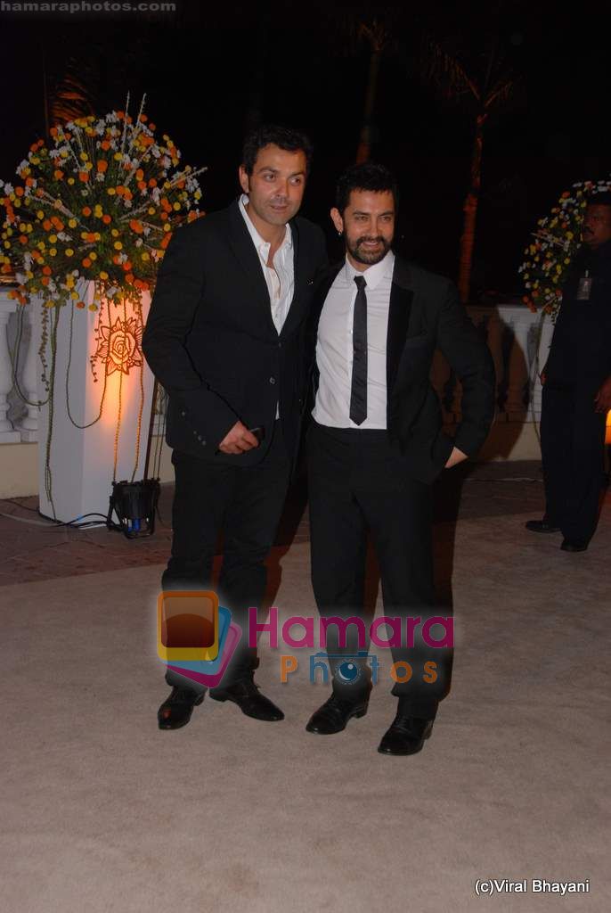 Aamir Khan at  Imran Khan's wedding reception in Taj Land's End on 5th Feb 2011 