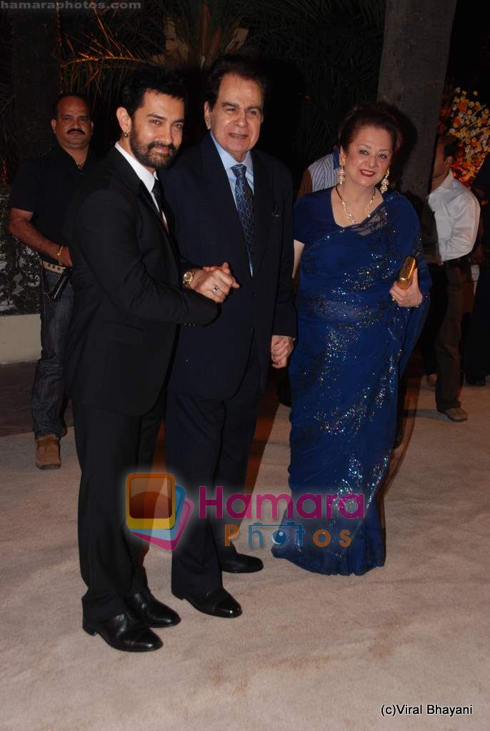 Dilip Kumar, Saira Banu, Aamir Khan at  Imran Khan's wedding reception in Taj Land's End on 5th Feb 2011 