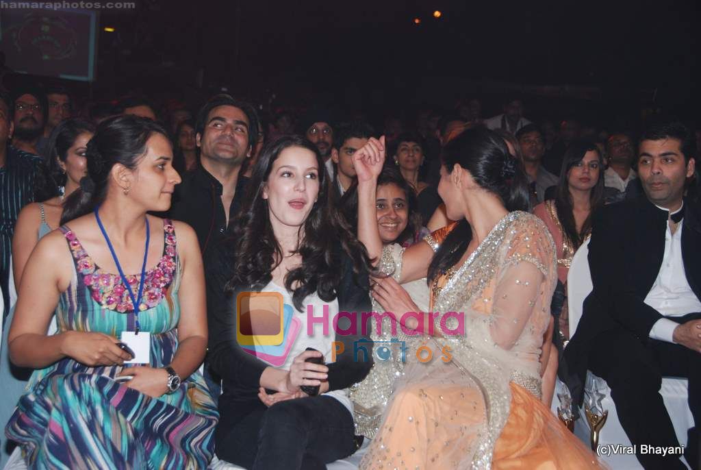 Katrina Kaif at Stardust Awards 2011 in Mumbai on 6th Feb 2011 ~0