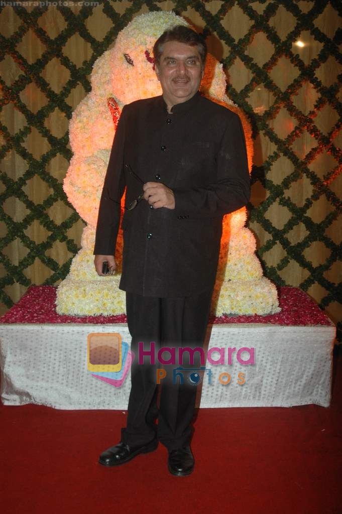 Raza Murad at Mayfair Anniversary bash in Worli, Mumbai on 11th Feb 2011 