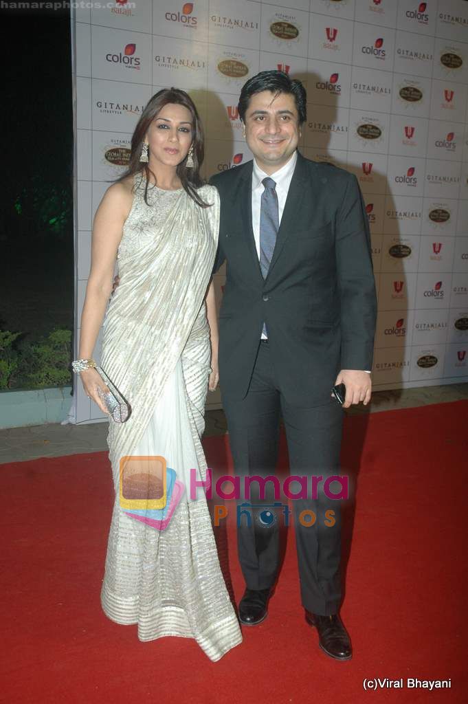 Sonali Bendre, Goldie Behl at Global Indian Film and TV awards by Balaji on 12th Feb 2011 