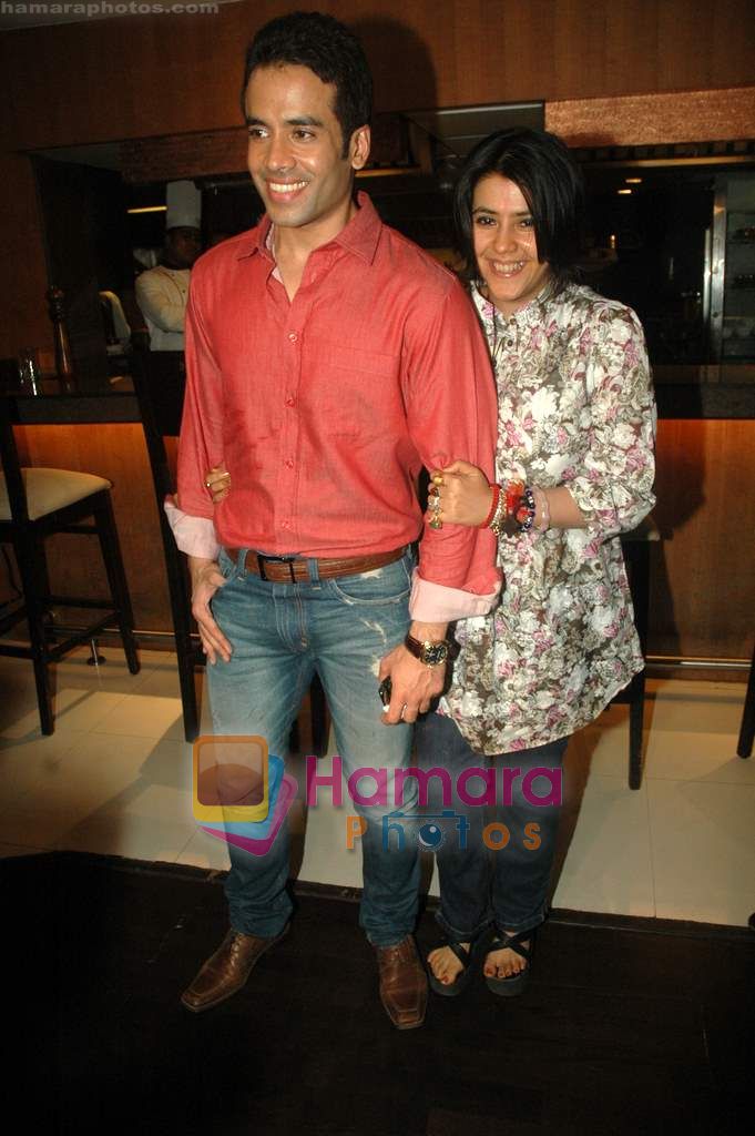 Tusshar Kapoor, Ekta Kapoor at Valentine event for singles in 21 farenheit on 14th Feb 2011 