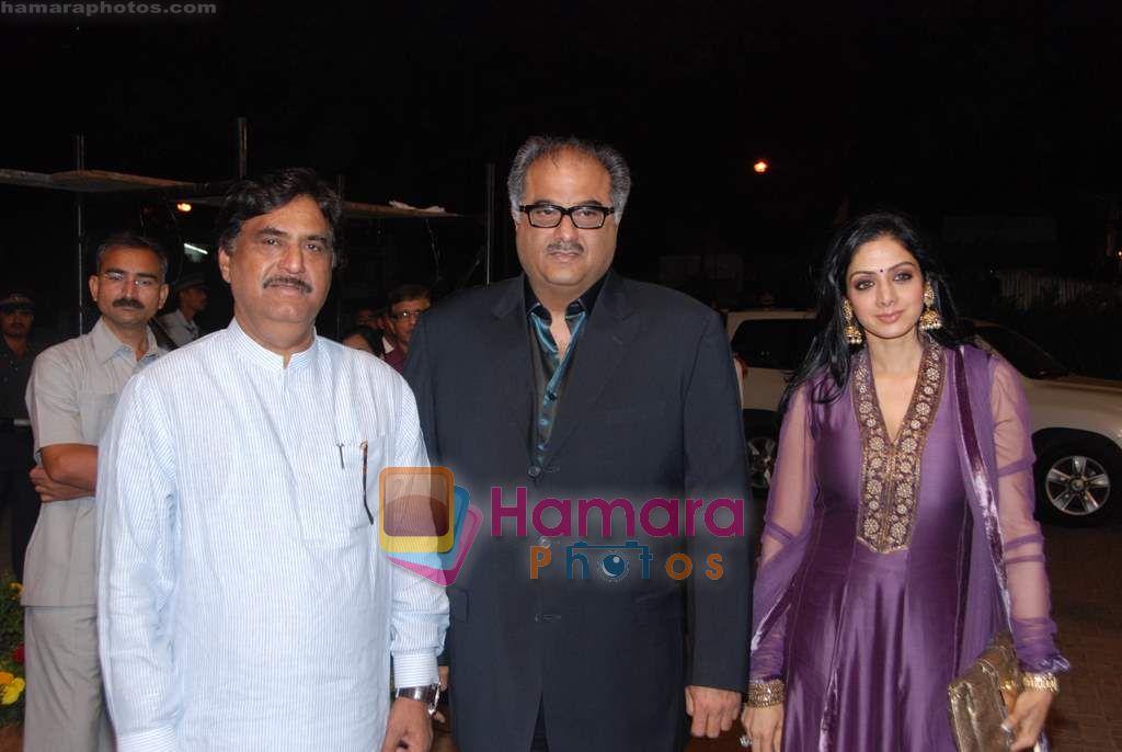 Sridevi, Boney Kapoor at Venugopal Dhoot's daughter wedding in Turf Club on 19th Feeb 2011 