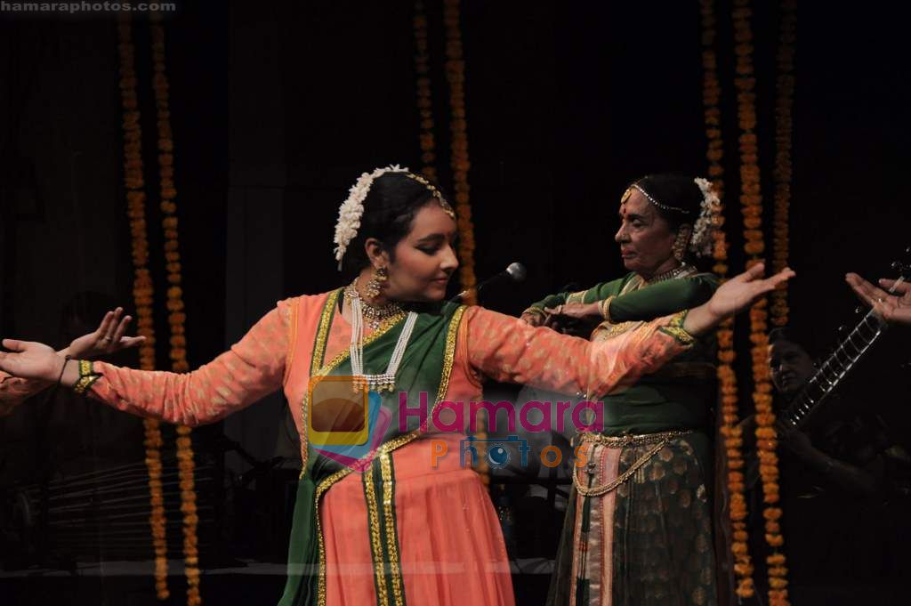  at Shraddha Khanna's kathak event in NCPA on 4th March 2011