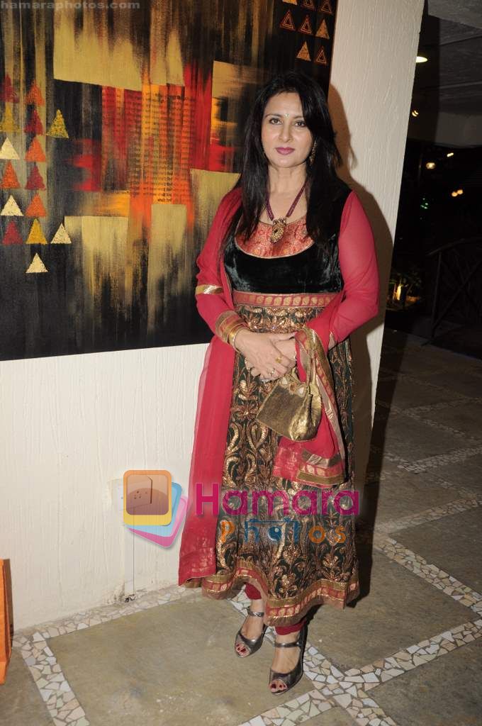 poonam dhillon at Devngana Chabbra art event in Mumbai on 11th March 2011