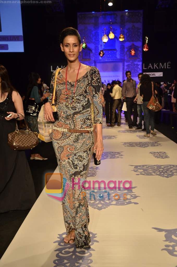 at Manish Malhotra show at Lakme Fashion Week 2011 Day 2 in Grand Hyatt, Mumbai on 12th March 2011 