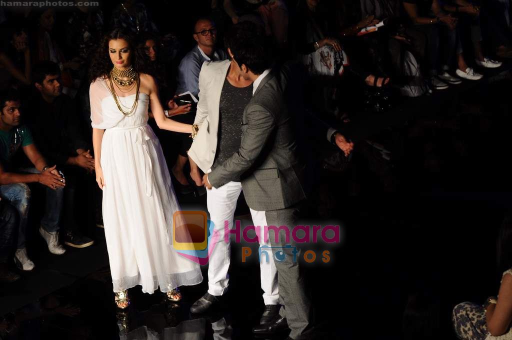 Dia Mirza, Rocky S, Zayed Khan walk the ramp for Rocky S Show at Lakme Fashion Week 2011 Day 4 in Grand Hyatt, Mumbai on 14th March 2011 