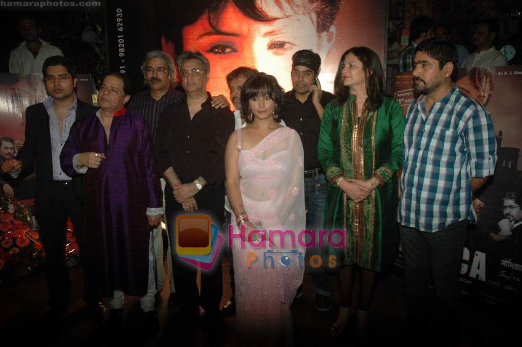 Ashutosh Rana, Sushen Bhatnagar, Divya Dutta, Yashpal Sharma, Anup Jalota, Kunika at Divya Dutta film Monica's bash in Dockyard on 16th March 2011 