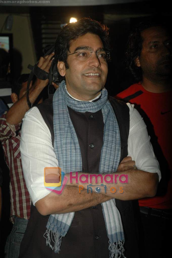 Ashutosh Rana at the screening of Kaali Ek Agni Pariksha serial in Malad on 18th March 2011 