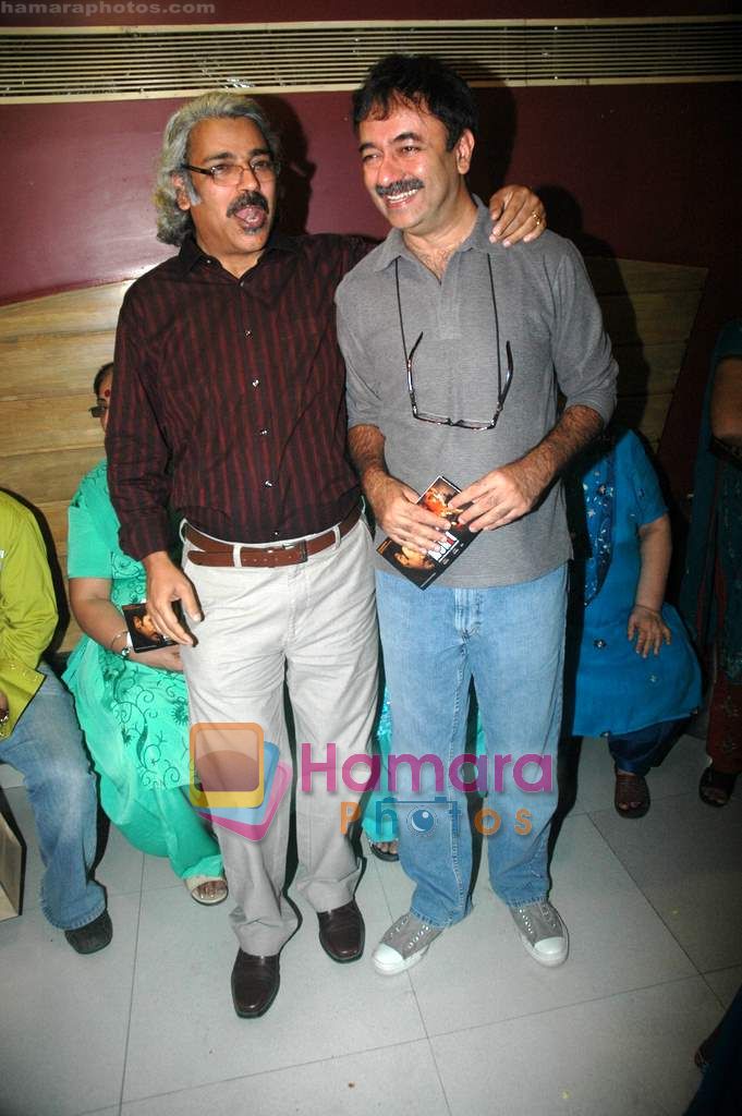 Rajkumar Hirani at Monica film premiere in Fun on 23rd March 2011 