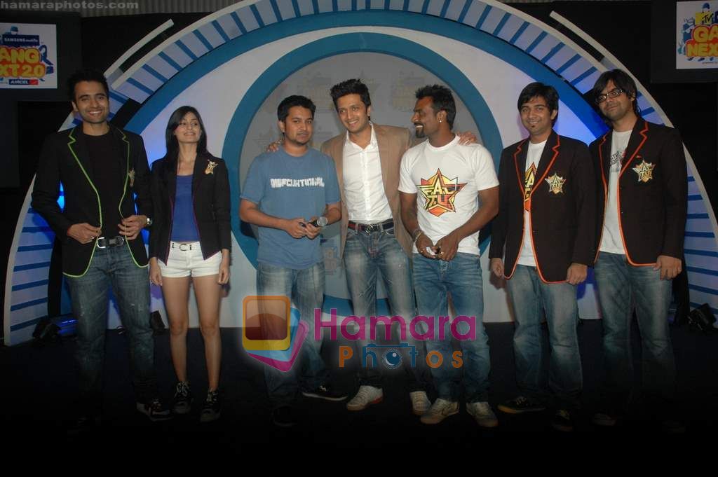 Jackky Bhagnani, Pooja Gupta, Riteish Deshmukh, Remo D Souza at MTV Gang Next event in Trident, Mumbai on 25th March 2011 