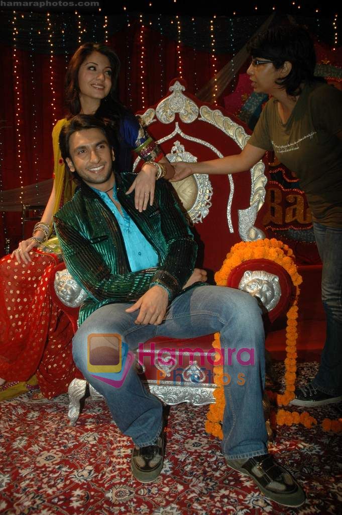 Anushka Sharma and Ranveer Singh at Band Baaja Baraat promo shoot for Sony in Yashraj Studios on 28th March 2011 