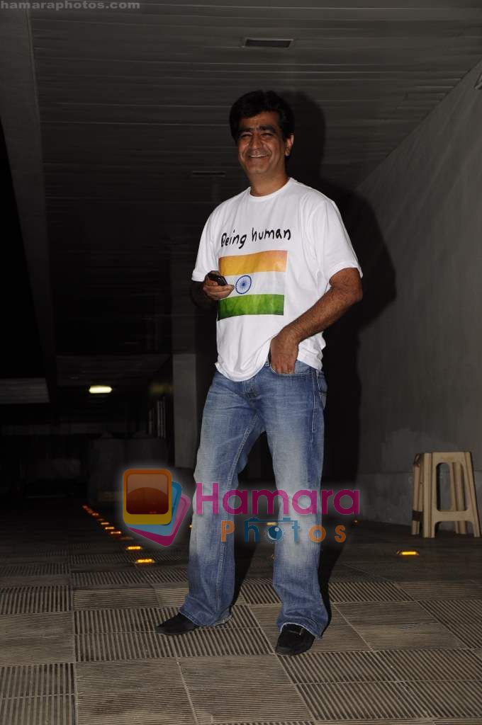 Kishan Kumar at Salman's cricket bash in Poison on 30th March 2011 