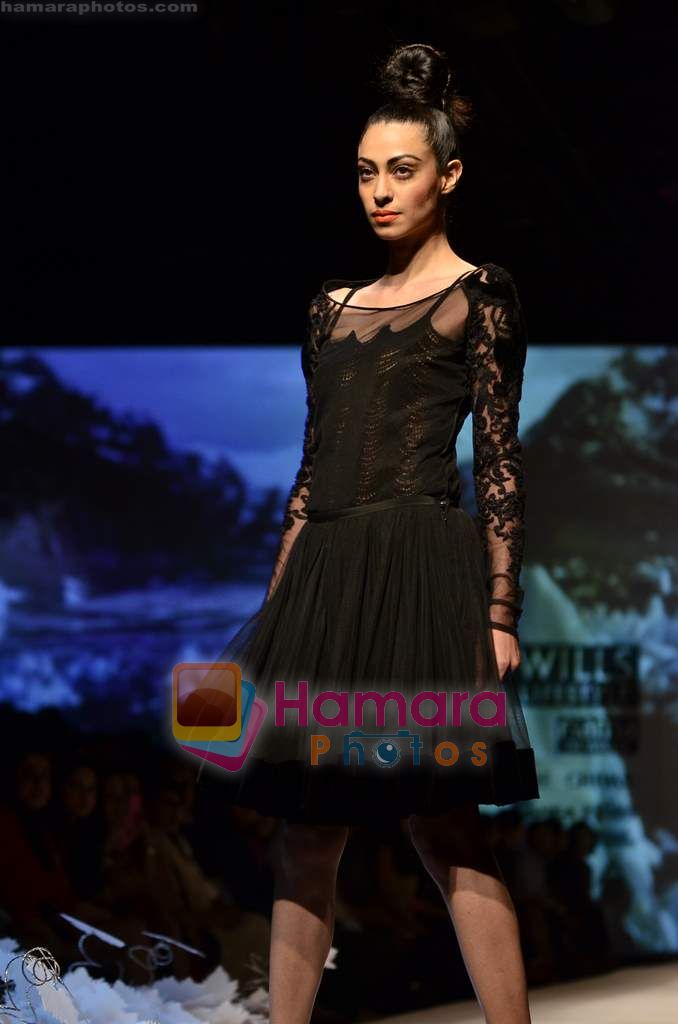 Model walks the ramp for Varun Bahl show on Wills Lifestyle India Fashion Week 2011 - Day 1 in Delhi on 6th April 2011 