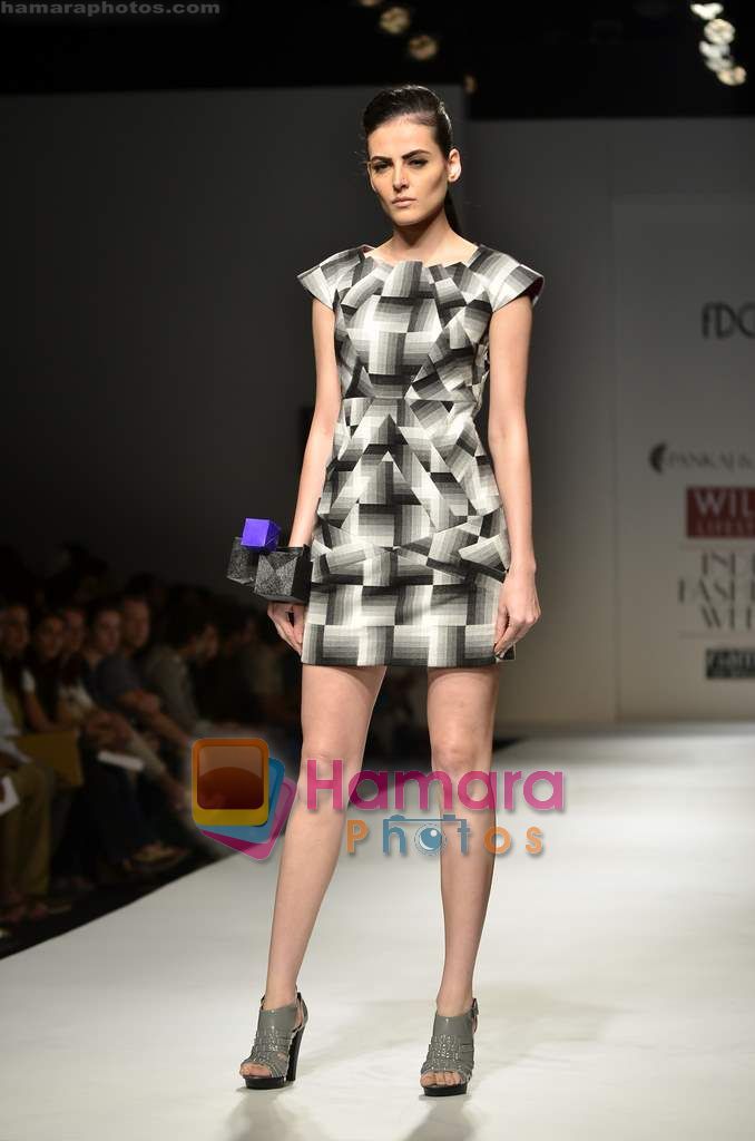 Model walks the ramp for Pankaj Nidhi show on Wills Lifestyle India Fashion Week 2011 - Day 1 in Delhi on 6th April 2011 