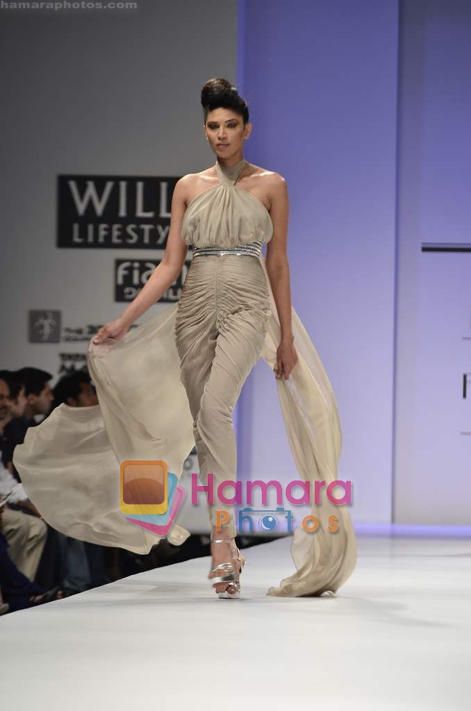 Model walks the ramp for Komal Sood show on Wills Lifestyle India Fashion Week 2011 - Day 2 in Delhi on 7th April 2011 