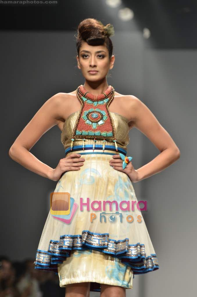 Model walks the ramp for Saaj By Ankita show on Wills Lifestyle India Fashion Week 2011 - Day 2 in Delhi on 7th April 2011 