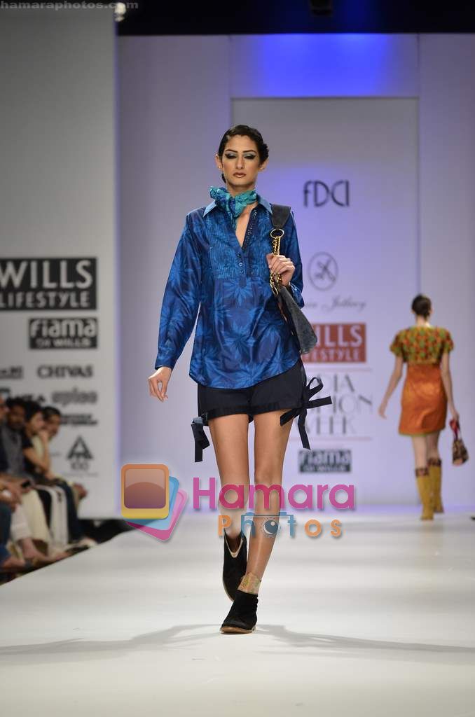Model walks the ramp for Sonia Jetleey show on Wills Lifestyle India Fashion Week 2011 - Day 2 in Delhi on 7th April 2011 