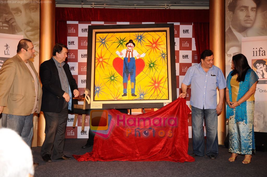 Rishi Kapoor, Randhir Kapoor, Rajiv Kapoor at IIFA-Raj Kapoor event in J W Marriott, Mumbai on 6th April 2011 