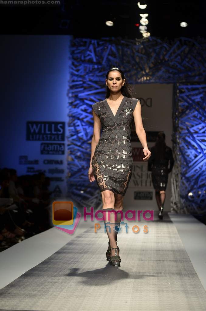 Model walks the ramp for Namrata Joshipura show on Wills Lifestyle India Fashion Week 2011 - Day 3 in Delhi on 8th April 2011 