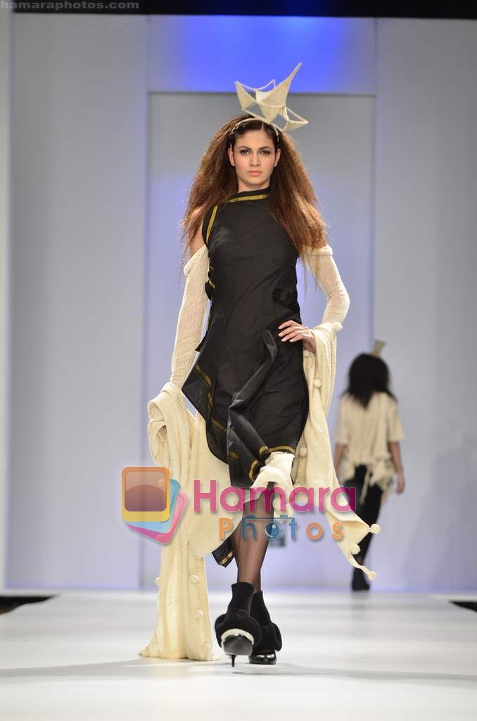 Model walks the ramp for Pratima Pandey show on Wills Lifestyle India Fashion Week 2011 - Day 3 in Delhi on 8th April 2011 