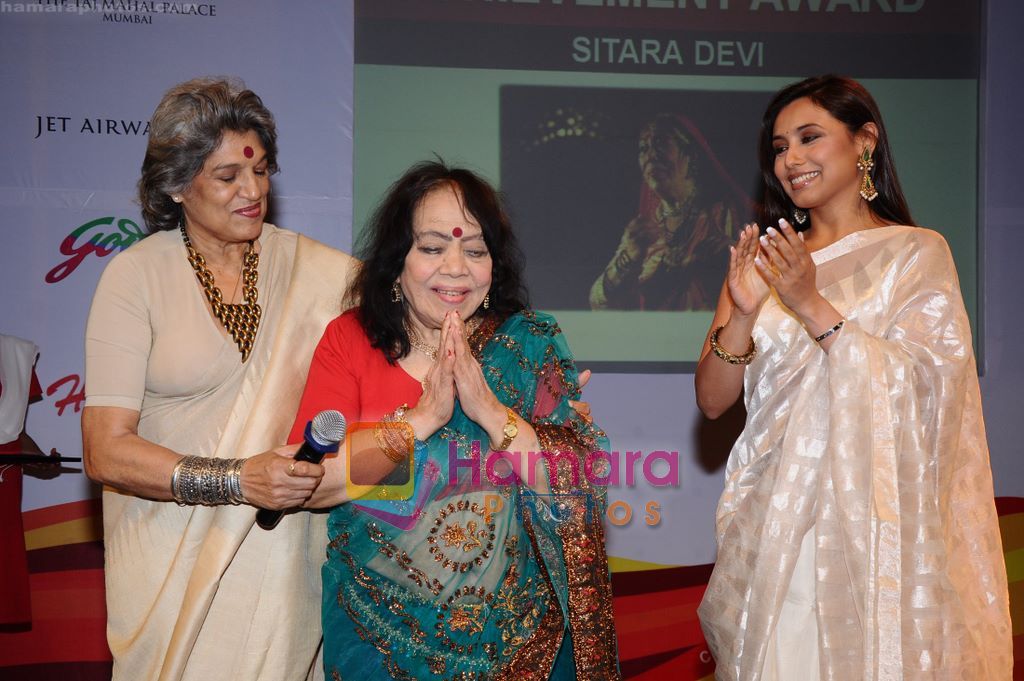 Rani Mukherjee, Dolly Thakore, Sitara Devi at The Laadli National Media Awards in NCPA,Mumbai on 8th April 2011 