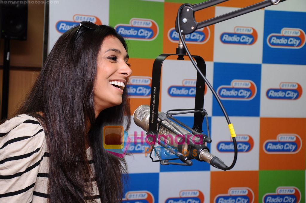 Preeti Desai at the launch of Shor in the City music Launch in Radiocity, Mumbai on 8th April 2011 