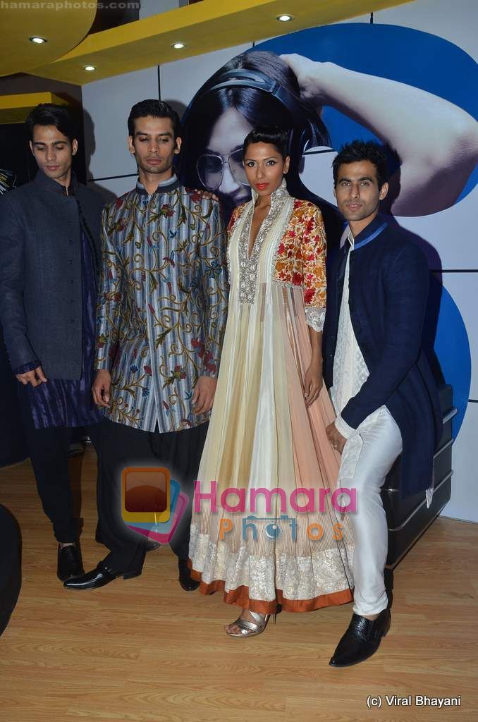 at Manish Malhotra show on Wills Lifestyle India Fashion Week 2011 - Day 3 in Delhi on 8th April 2011